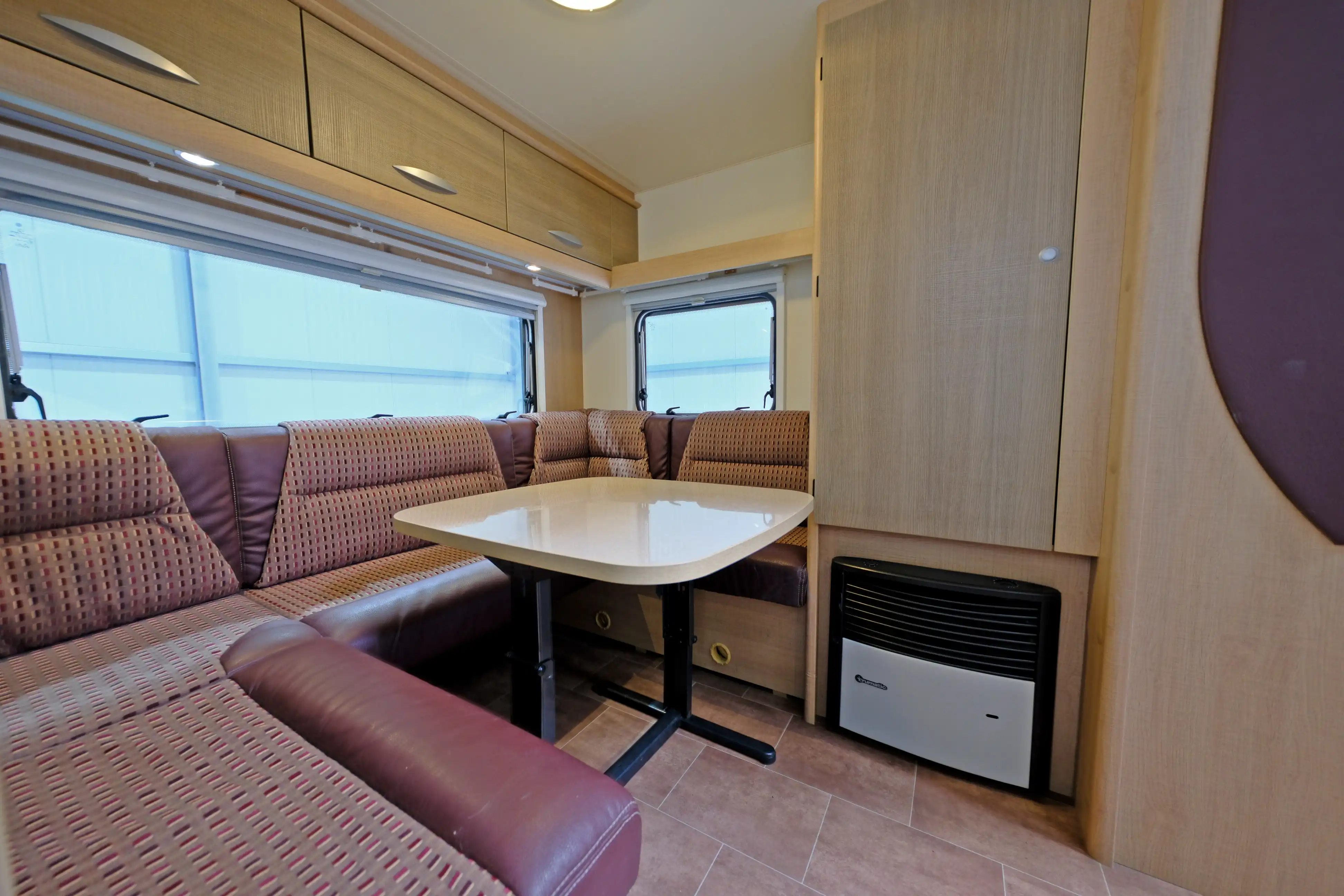 BUERSTNER Premio 490 TL - Ansicht 4